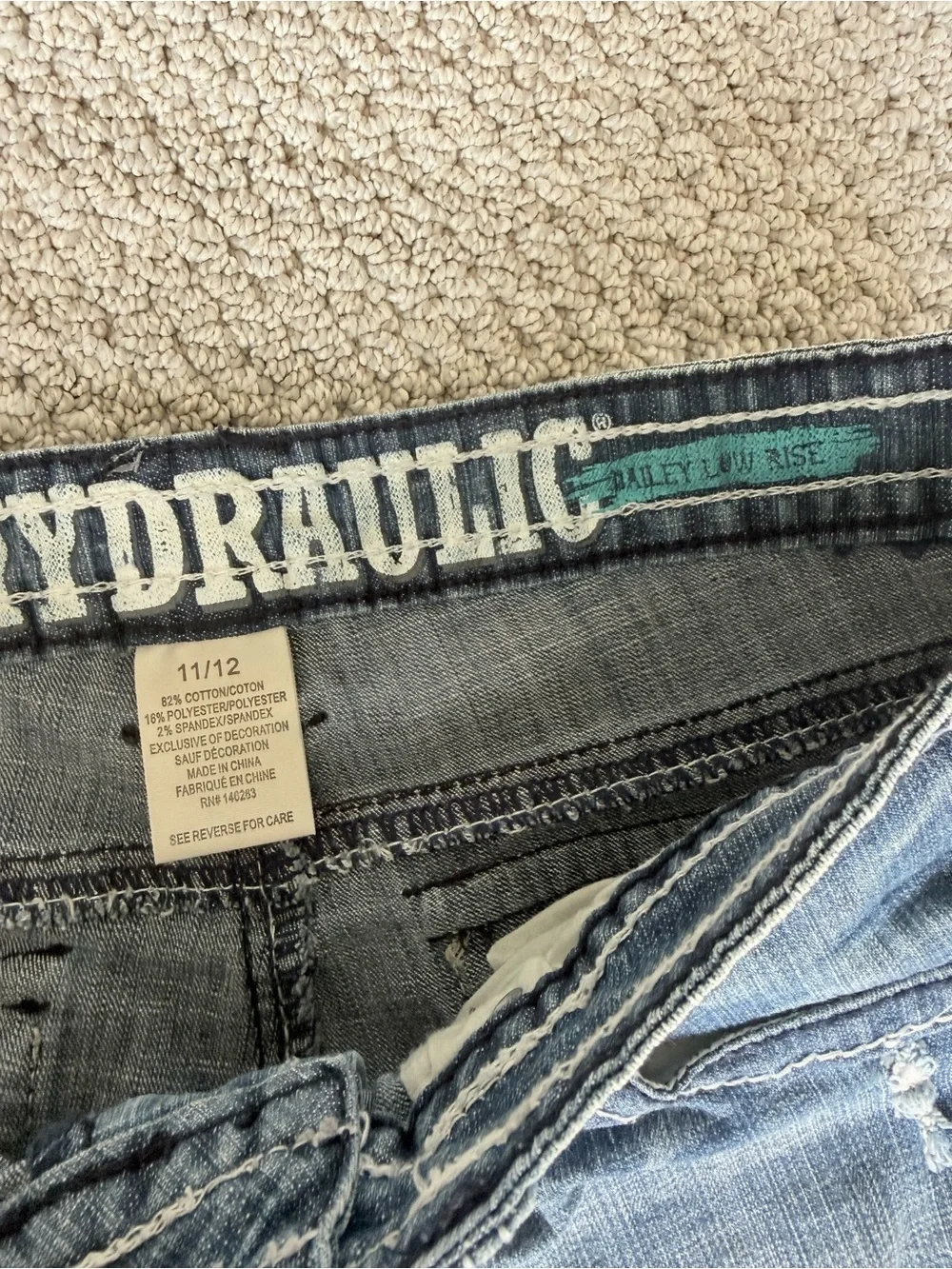 Y2K vintage Hydraulic Women's Faded Blue Distressed Lowrise long Denim Shorts